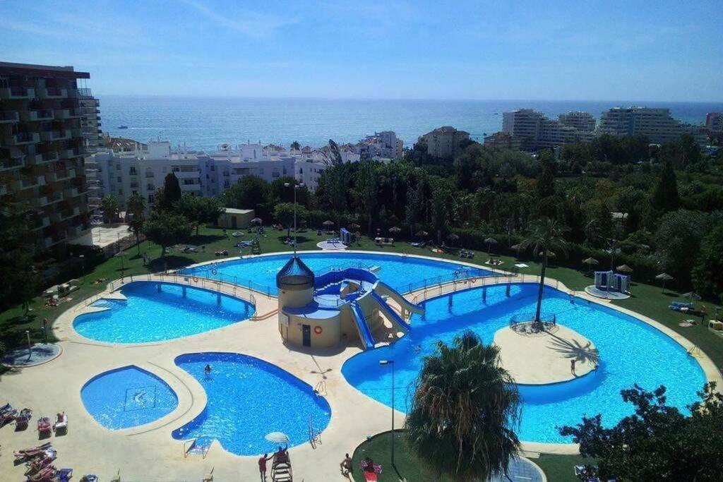 Benalmadena Estudio Jjupiter 250 M Del Mar Con Vistas Al Mar Piscinas Kültér fotó