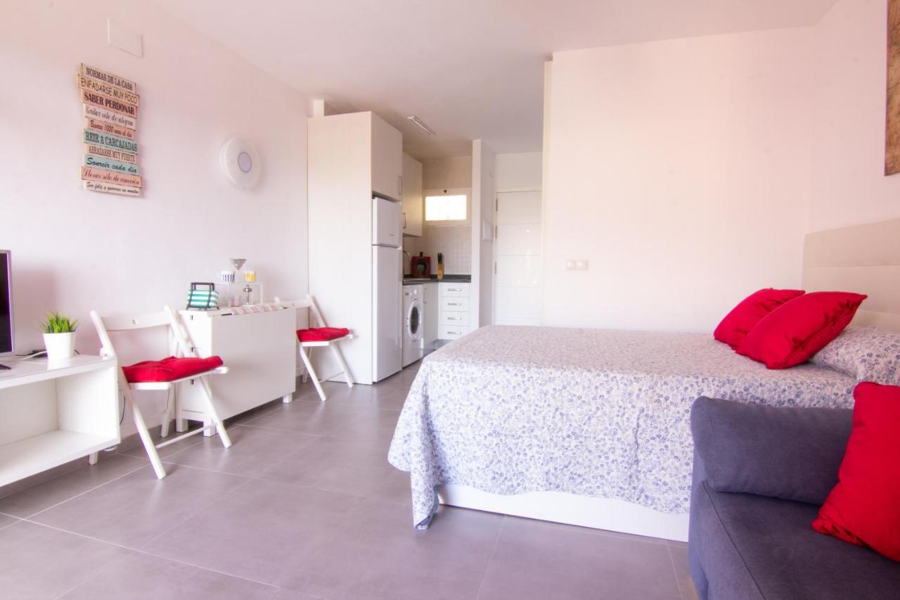 Benalmadena Estudio Jjupiter 250 M Del Mar Con Vistas Al Mar Piscinas Kültér fotó