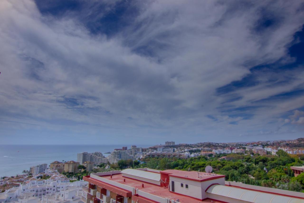Benalmadena Estudio Jjupiter 250 M Del Mar Con Vistas Al Mar Piscinas Kültér fotó